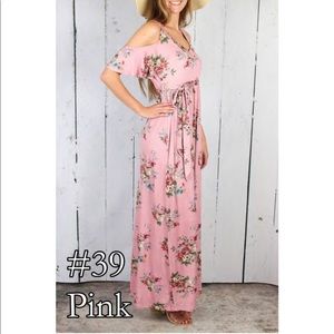 NWOT Floral Maxi dress